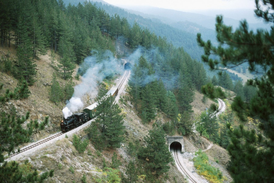 OVE LOKACIJE BILE SU PREPLAVLJENJE TURISTIMA Atrakcije zapadne Srbije na kojima se tražio krevet više (FOTO/VIDEO)