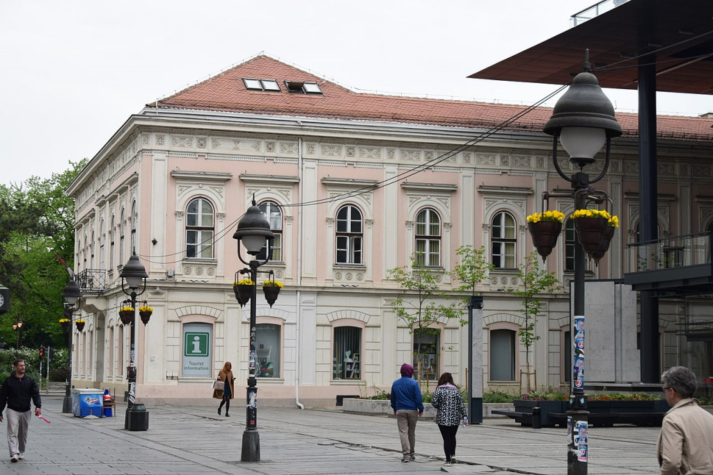 MAJSTOR STOJAN SA PLATNOM PRETELEO SAVU Ova zgrada nosi zanimljivu priču retko kome poznatu (FOTO/VIDEO)