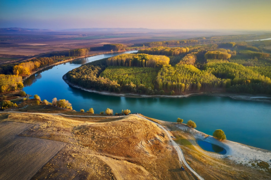 OMILJENE LETNJE DESTINACIJE U SRBIJI Odlično rešenje za beg od vrelog gradskog asfalta je boravak na jednoj od njih (FOTO/VIDEO)