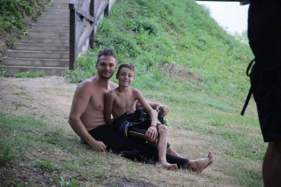 Otac i sin zajedno uzeli učešće na manifestaciji Drinin dan