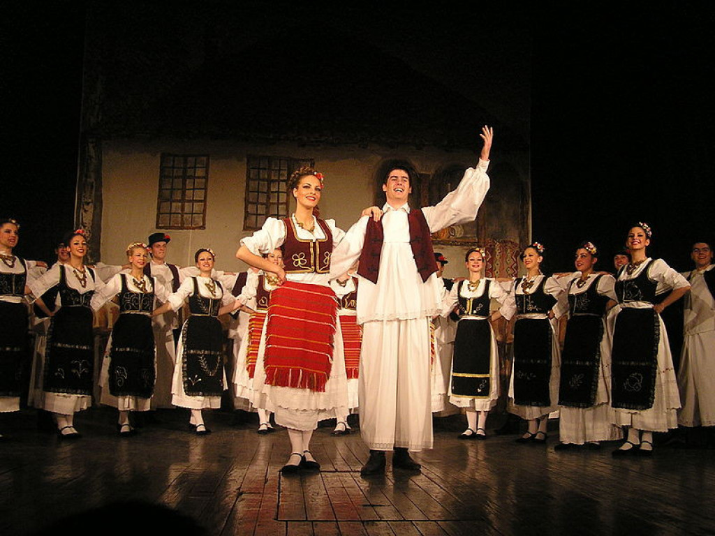 ZAUZIMA POSEBNO MESTO U SRPSKOJ TRADICIJI Raznovrsne narodne nošnje imale su mnogostruka značenja u životu naroda  (FOTO/VIDEO)