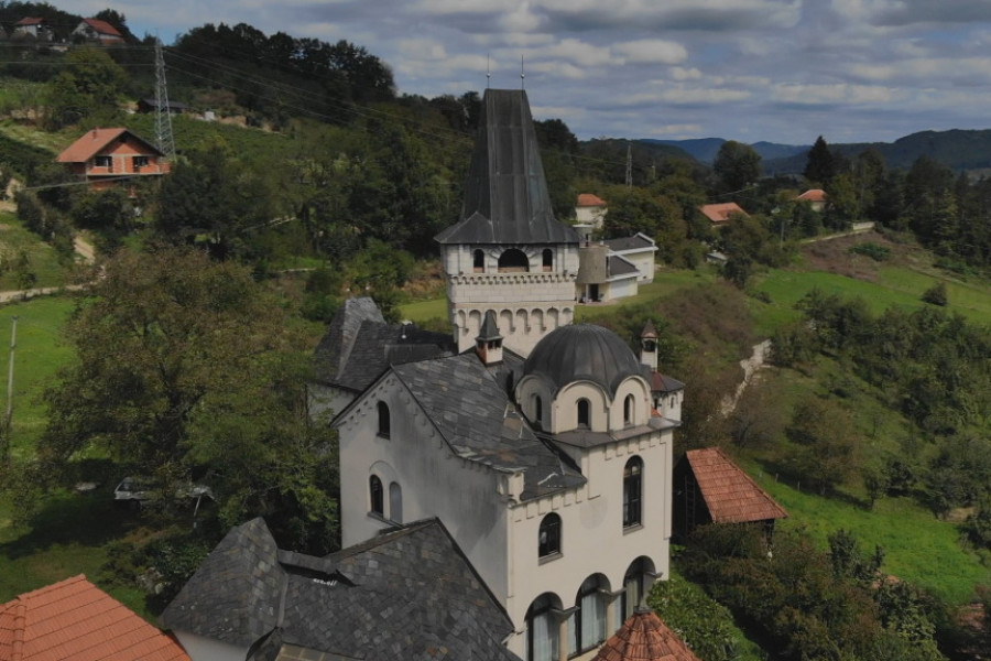 MISTERIOZNI DVORAC ODUZIMA DAH Slikar Ljubivoje otkriva tajnu njegove izgradnje (FOTO/VIDEO)