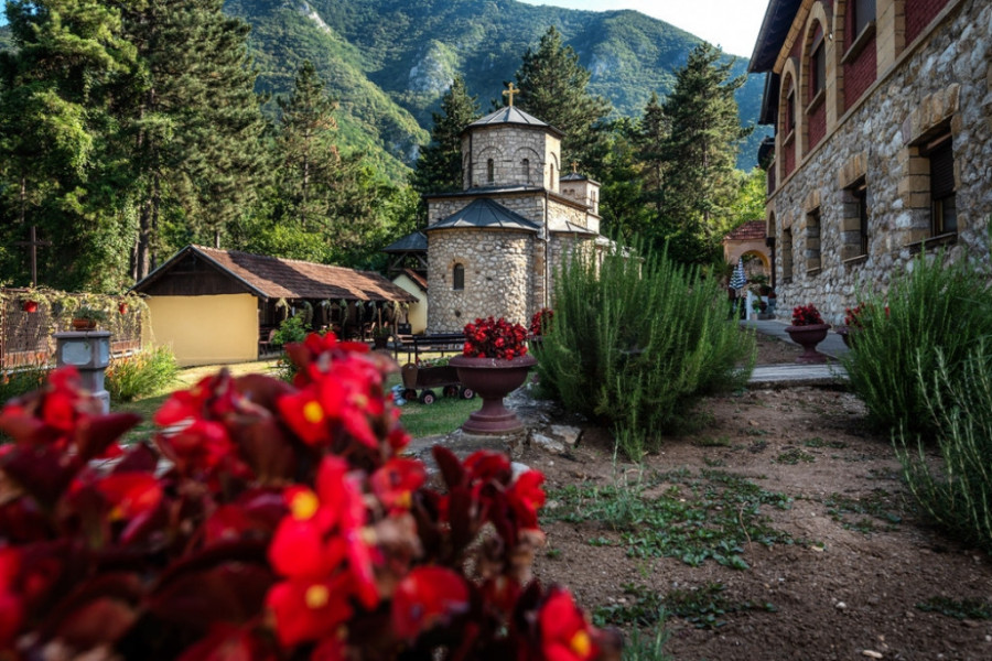 NASLEĐE MONAHA SA SVETE GORE Iz ove svetinje se zapovedalo i sudilo svim ostalim manastirima oko Kablara i Ovčara (FOTO) (VIDEO)