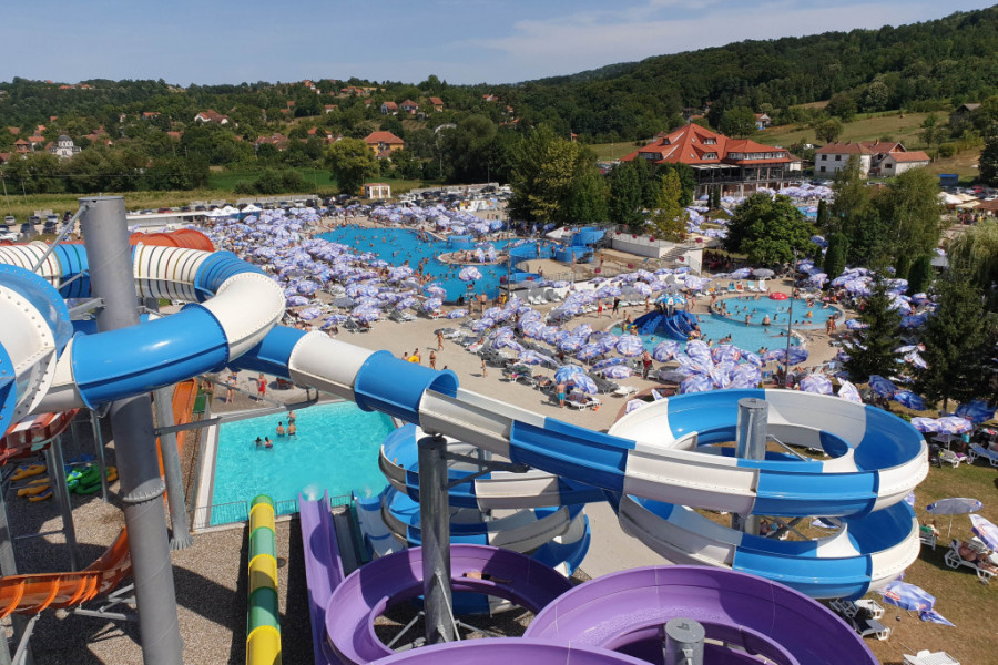 BANJA GDE SE NALAZIO DVOR MILANA TOPLICE Ovde se pored izvora sumporovite i slabo redioaktivne vode nalazi i lekovito blato! (FOTO+VIDEO)