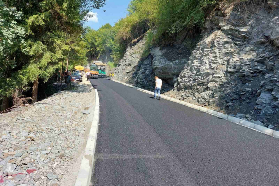 DAN UPISAN ZLATNIM SLOVIMA Meštani ovog sela ponovo su dobili svoj prozor u svet (FOTO/VIDEO)