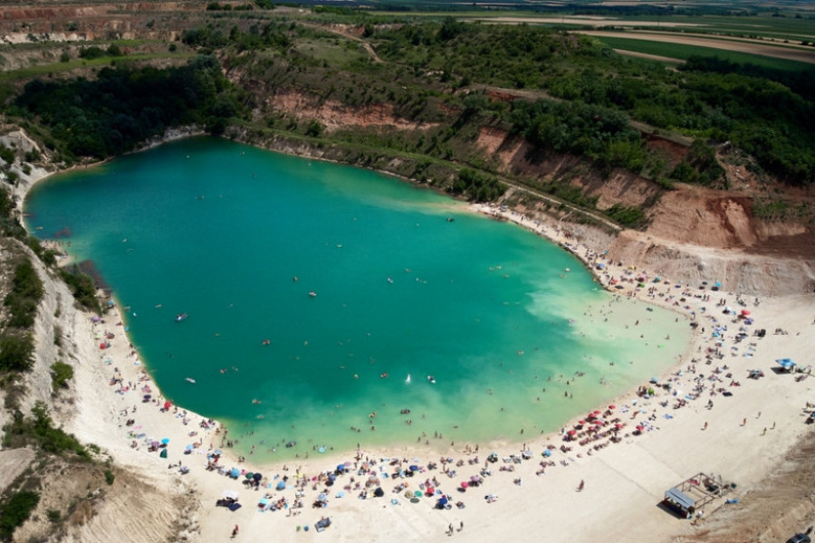 "SRPSKI KARIBI" NA 80 KILOMETARA OD BEOGRADA Pravi raj za turiste i spas od vrućine koji ne smete propustiti (FOTO)