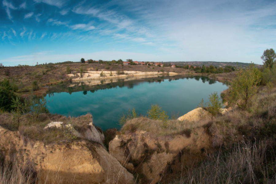 NAJČISTIJE JEZERO U EVROPI NALAZI SE U SRBIJI U blizini Zaječara krije se prava oaza koju morate posetiti (FOTO)