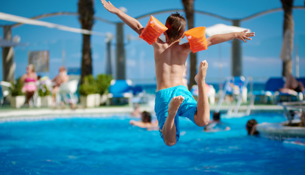 VREME JE ZA KUPANJE Počela letnja sezona na beogradskom bazenu, evo koliko košta dnevna ulaznica.