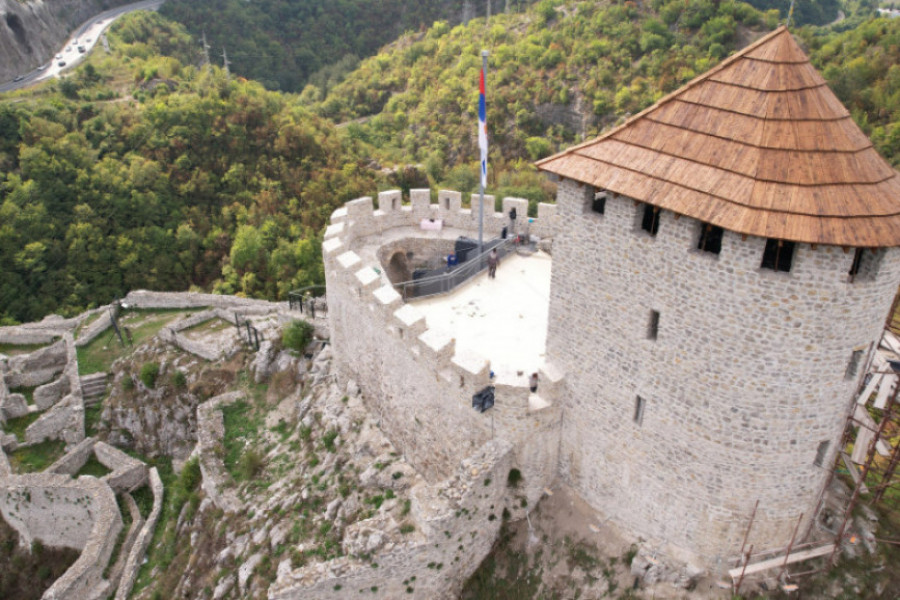 OVE LOKACIJE BILE SU PREPLAVLJENJE TURISTIMA Atrakcije zapadne Srbije na kojima se tražio krevet više (FOTO/VIDEO)