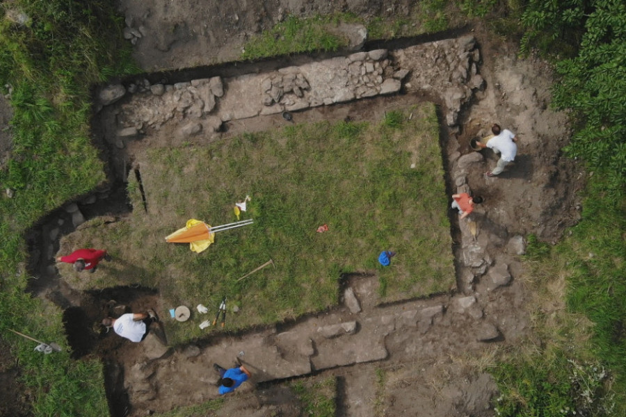 JEDINSTVENO OTKRIĆE PODNO PLANINE RUDNIK Arheolozi došli do neočekivanih saznanja, u ruševinama crkve sahranjivano lokalno stanovništvo (FOTO)