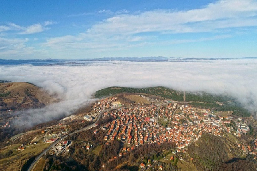 ZLATIBOR POKLONIO HILANDARU IMANJE Ovo je prvi put da ovaj manastir dobije svoj metoh na teritoriji ovog okruga (FOTO/VIDEO)