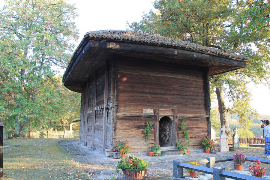 crkva brvnara u selu Cvetke