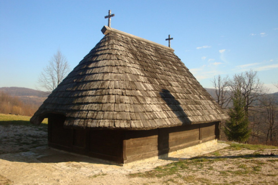 crkva u selu Kola
