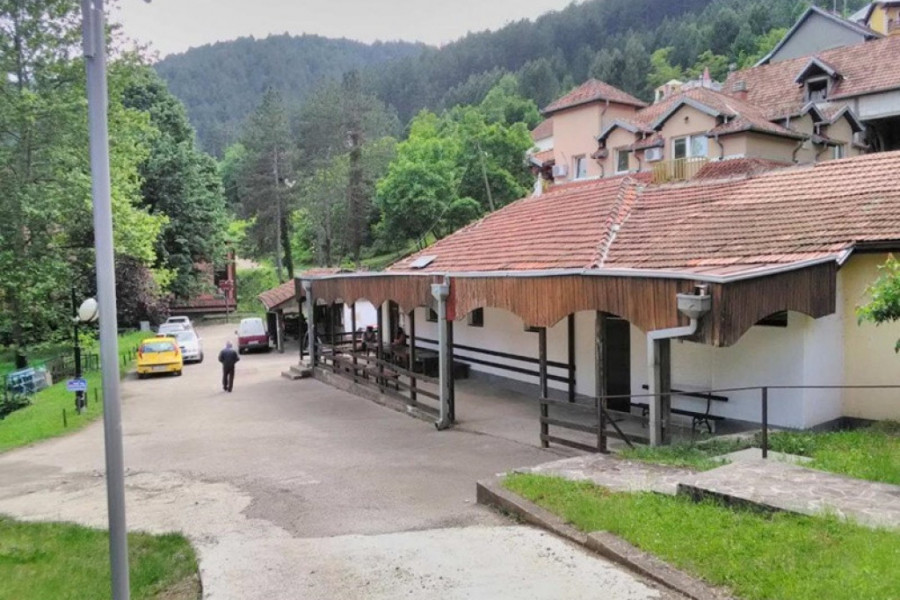 Smeštaj u ovoj banji ne prelazi 1.000 dinara: Staro srpsko lečilište sve poznatije među turistima