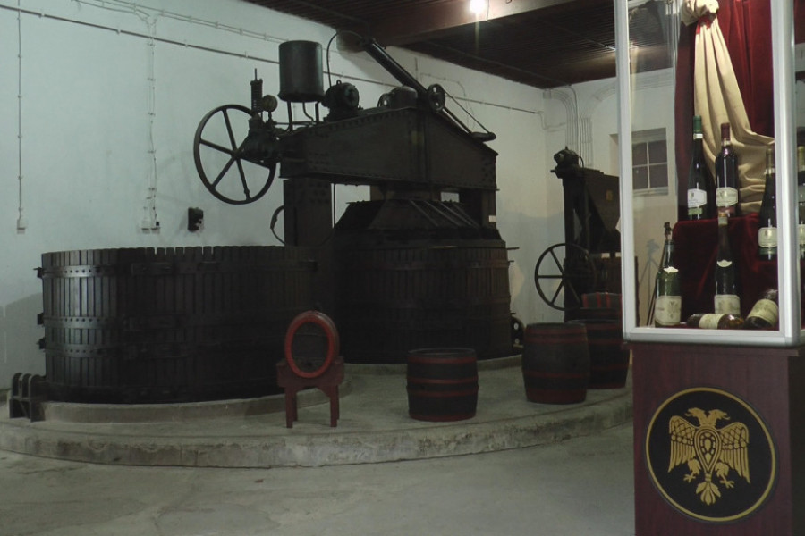 PO UKUSU SRPSKE KRALJEVSKE DINASTIJE Najskuplja vina na Balkanu, rame uz rame sa Italijom i Francuskom (FOTO/VIDEO)