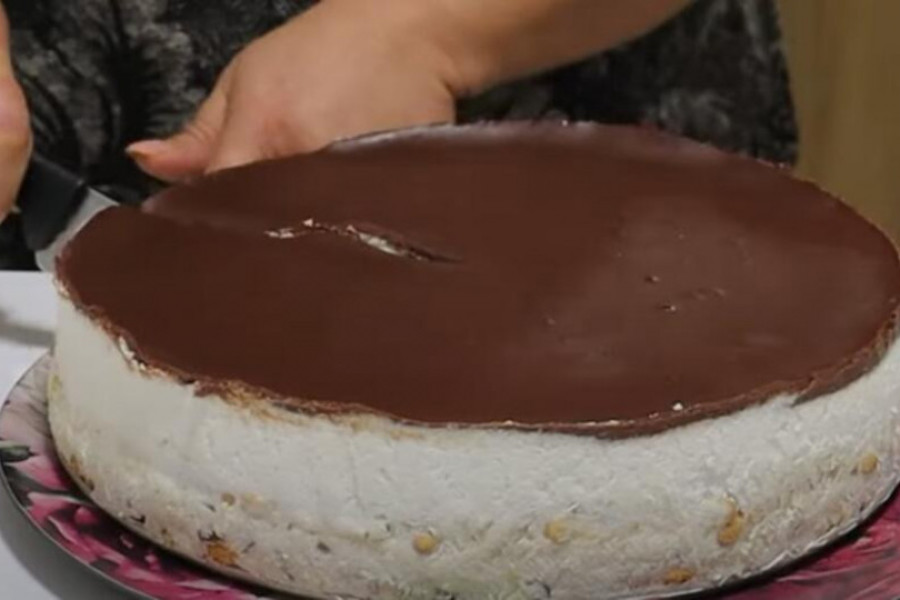 ČUDO TORTA GOTOVA ZA 20 MINUTA Pravi se brzo i lako, a ukus će vas osvatiti bez teksta (VIDEO)