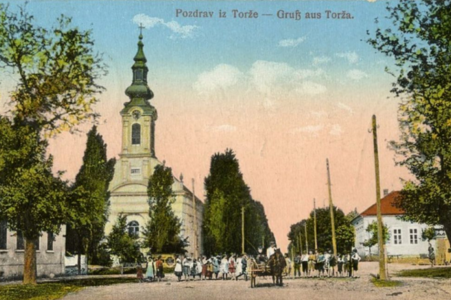 RASKOŠNE VILE I DRVOREDI U SAVINOM SELU Dobilo je na Sajmu u Barseloni 1936. nagradu kao najlepše uređeno selo Evrope
