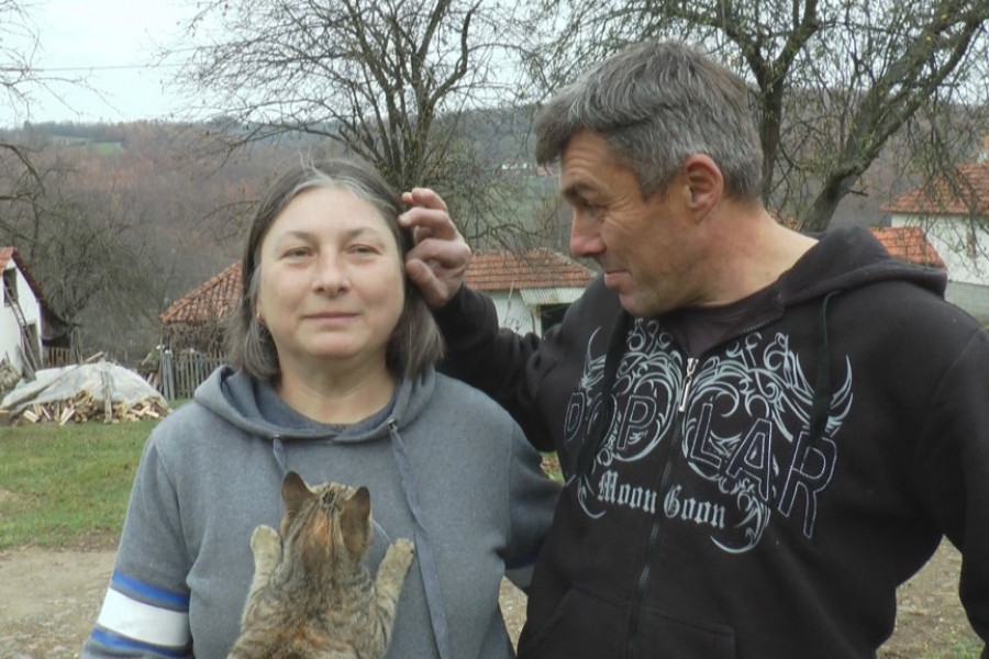 ONA JE REŠILA MUKE NAJPOZNATIJEG NEŽENJU U SRBIJI Vladislava se udala za Milana sa Gojne Gore, zajedno proslavili prvu slavu i prelomili kolač (FOTO)