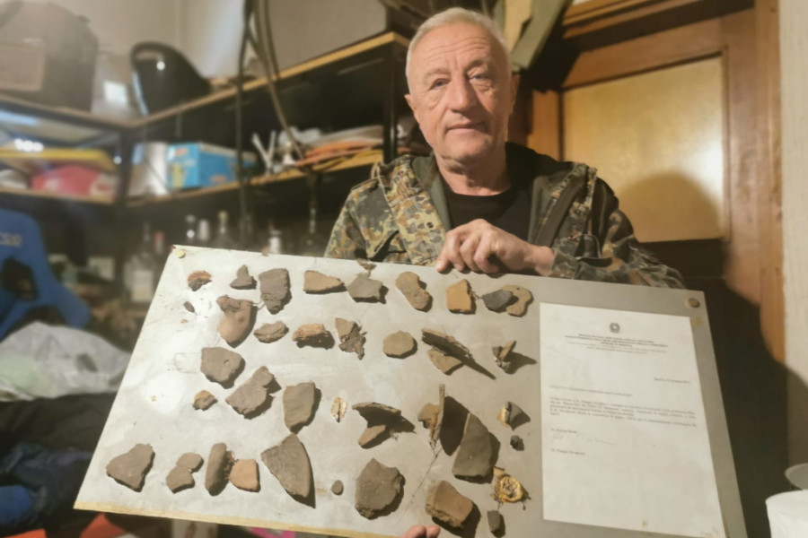 OSTACI MALIH PUŽEVA STARI  PREKO 20 MILIONA GODINA Neverovatno Milanovo otkriće, tvrdi da je na padinama Povlena pronašao fosile iz Panonskog mora