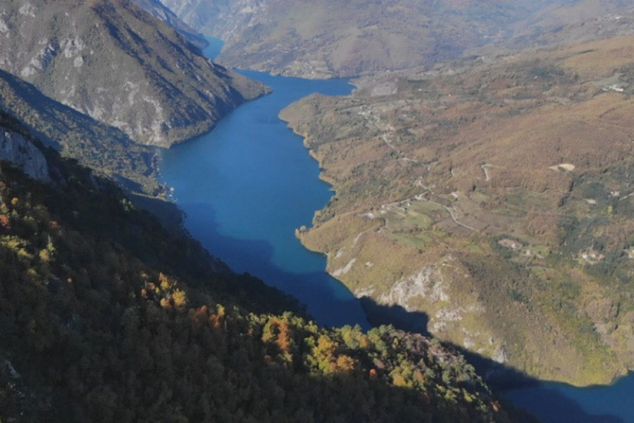 Pogled puca na lepotu i istoriju sa 1000 metara nadmorske visine: Planina Tara dobila još jedan uređeni vidikovac