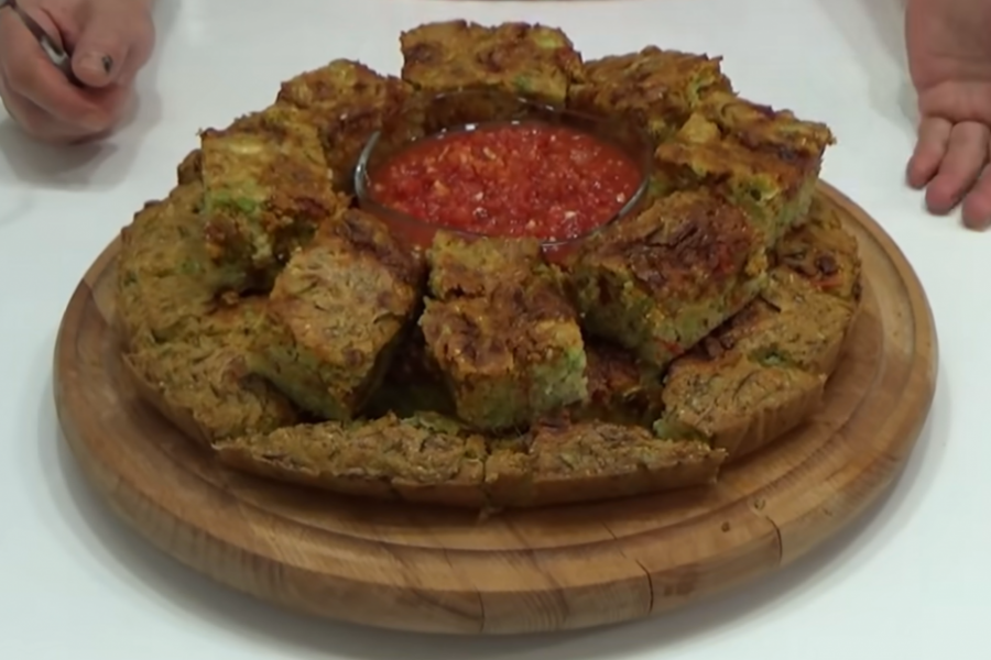 Mineralnom vodom prelijte praziluk, rezultat je neverovatan! POSNA PROJA kakvu do sada niste probali (VIDEO)