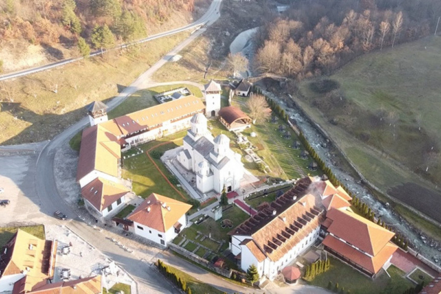 RUKA ČUDOM SPASENA OD SPALJIVANJA NA VRAČARU Jedna od najvećih srpskih svetinja čuva svetački kult Svetog Save