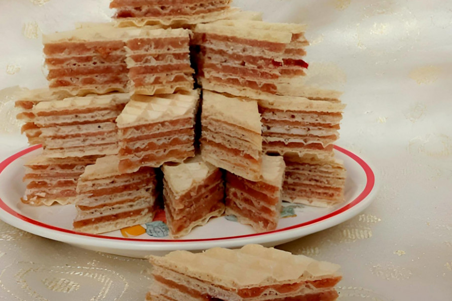 SRPSKE DOMAĆICE PRAVE NAJUKUSNIJI STARINSKI KOLAČ: Oblande sa orasima - svaka žena napamet zna recept