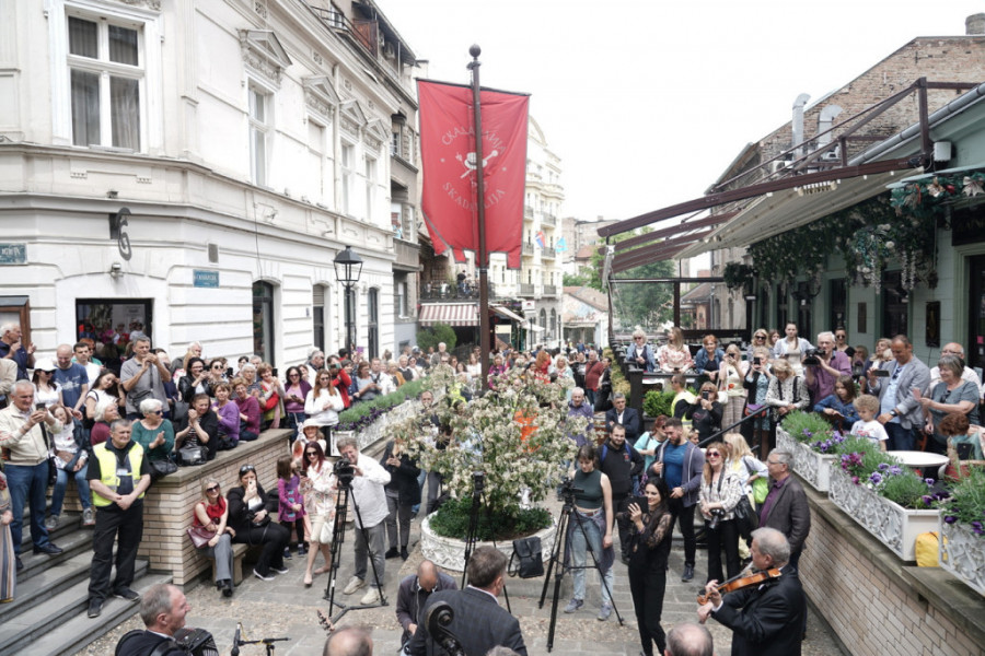 RAKIJA, SARMA, NARODNJACI, PROMAJA Saznajte za čim srpski gastarbajteri najviše čeznu