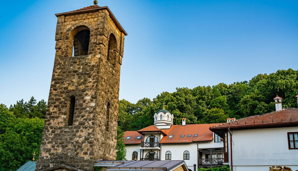 DVA PUTA RUŠEN I OBNAVLJAN Manastir u blizini Negotina krije neobične priče: U sve je umešan Miloš Obrenović, a čak ima i svoju vinariju (FOTO)