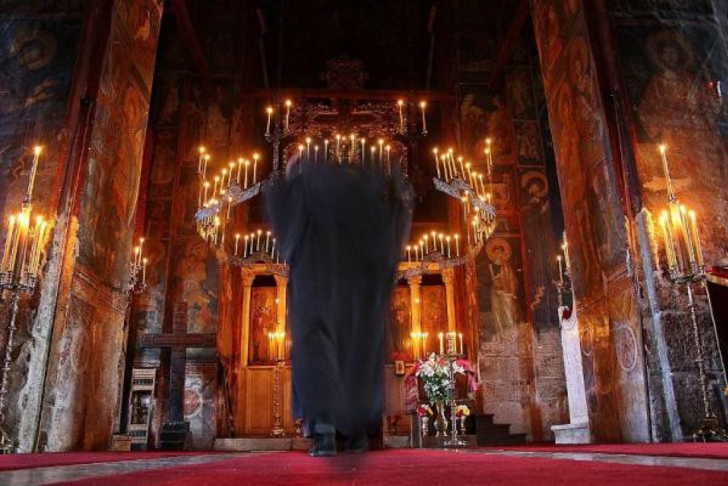 NEOBIČNA FOTOGRAFIJA IZ DEČANA Autor moćne slike iz najveće srpske svetinje na Kosmetu Albanac (FOTO/VIDEO)