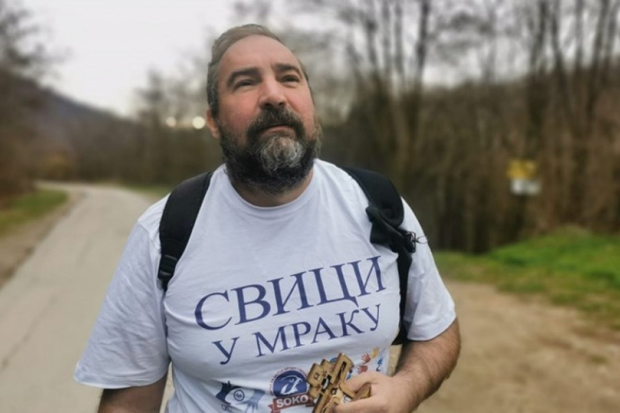 Ovaj podvig vas neće ostaviti ravnodušnim: Glumac Mikica Petronijević krenuo na hodočašće dugo 600 kilometara, ima plemenit razlog za to