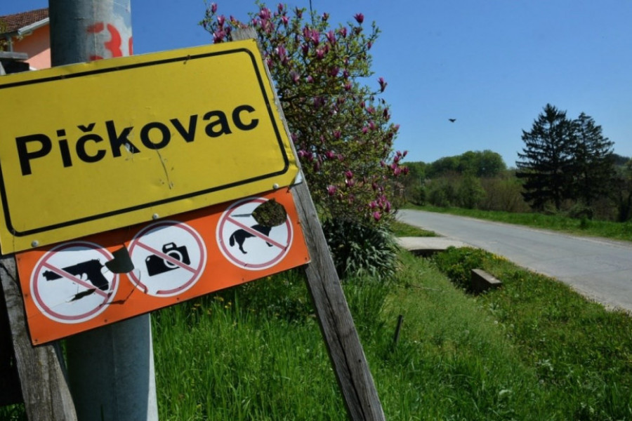 KO JE OVDE KUMOVAO SVAKA MU ČAST Pi*kovac ipak postoji! Naselje u Srbiji sa najbezobraznijim imenom! (VIDEO)