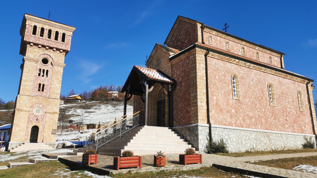 Ovde je odštampana PRVA KNJIGA u Srbiji: Samouki monah Teodosije uspeo je da izrezbari SLOVA ZA NEZABORAV (FOTO)
