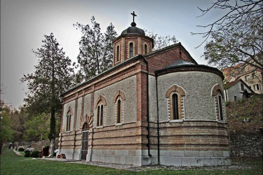 OVDE su Turci zakopali 12 ŽIVIH NEVESTI: Jedini VOJNI manastir, verski dragulj Vranja u kom se dešavaju čuda