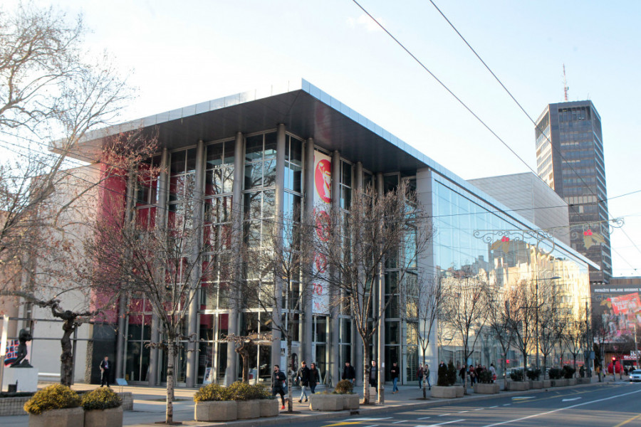 OVA TROJICA SU NAJPLAĆENIJI  GLUMCI U SRBIJI: Jedan od njih prihoduje astronomske sume, prešao prag od 200.000 evra za jedan projekat!