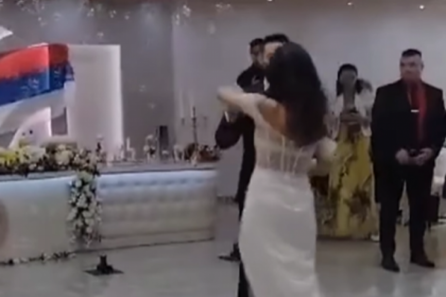 LJUBAV, IZNAD SVEGA Svadbeni ples Srpkinje i Crnogorca osvojio region! (VIDEO)