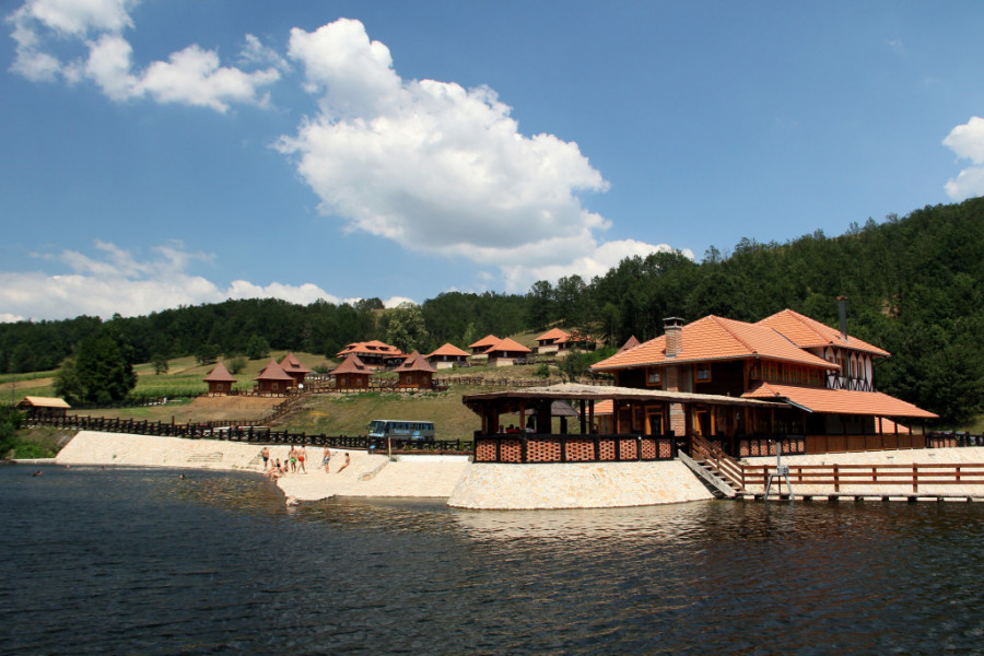 SELA KAO ČUVARI TRADICIJE Šta je zapravo etno-turizam u Srbiji