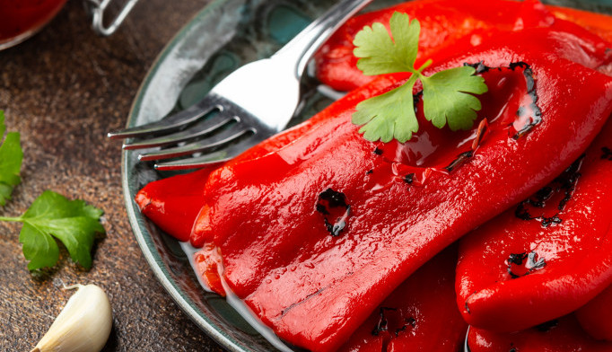 DOMAĆICE SA JUGA OTKRILE TAJNU Ovo je recept za vranjanske pečene paprike