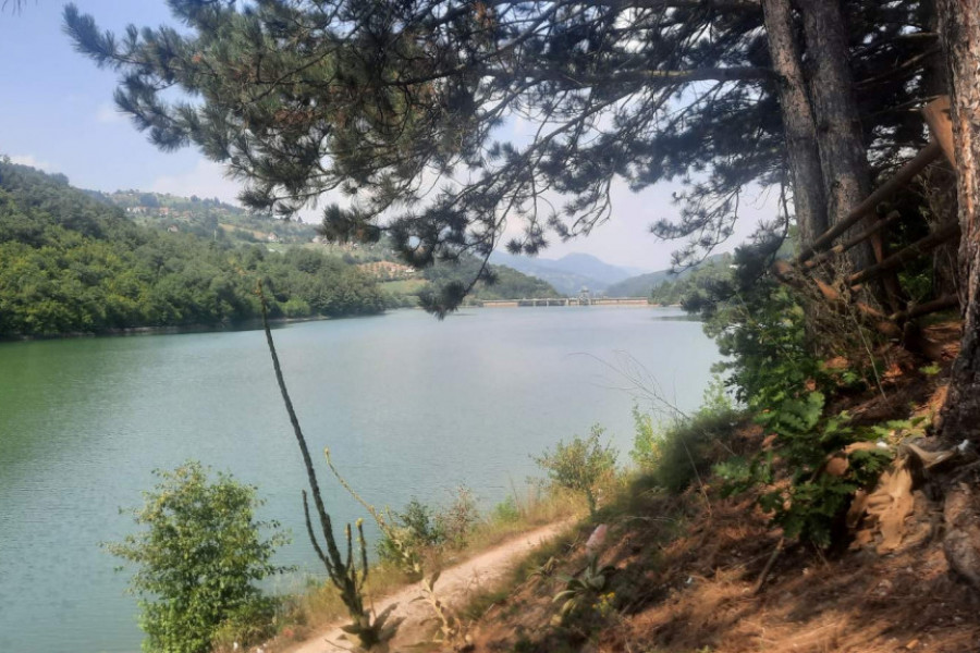 potpećko jezero