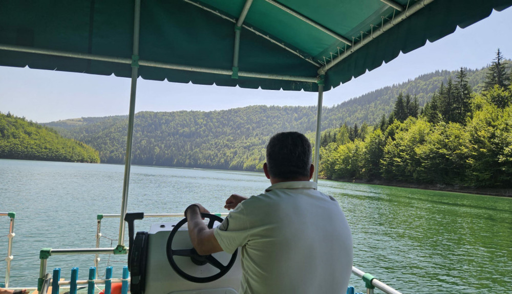 Zlatarsko jezero