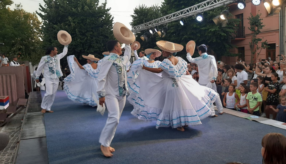 Međunarodni festival folklora ESTAM