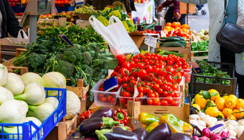 Shutterstock/Khorzhevska