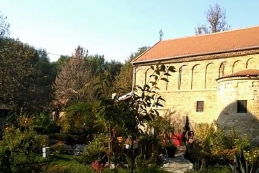 manastir zaova