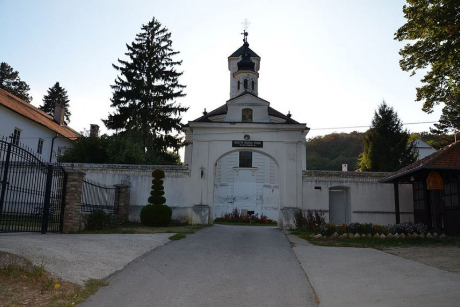 manastir vrdnik