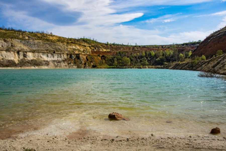 Ledinačko jezero
