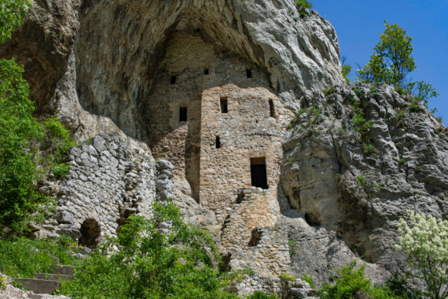manastir Blagoveštenje