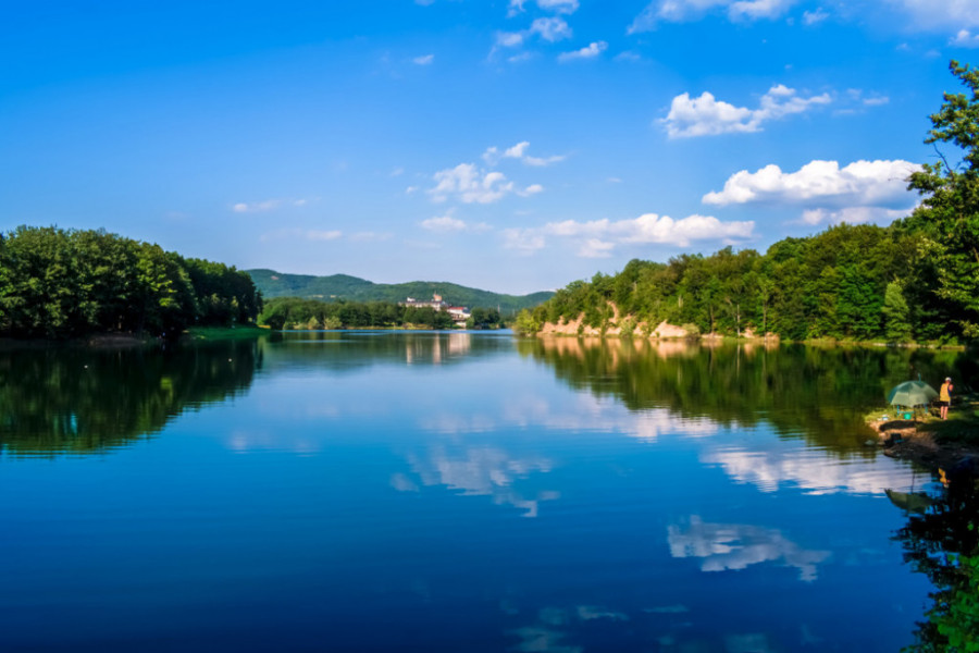 borsko jezero