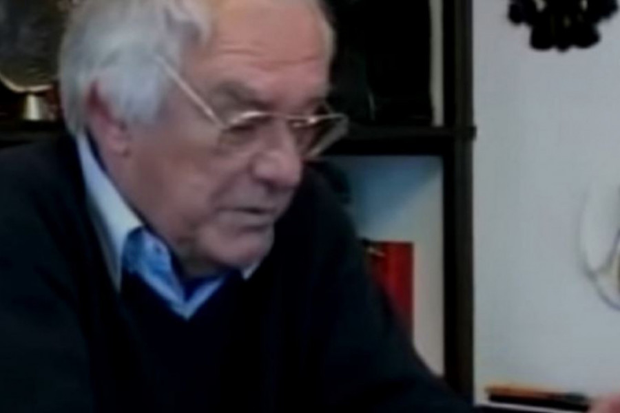 Momo Kapor