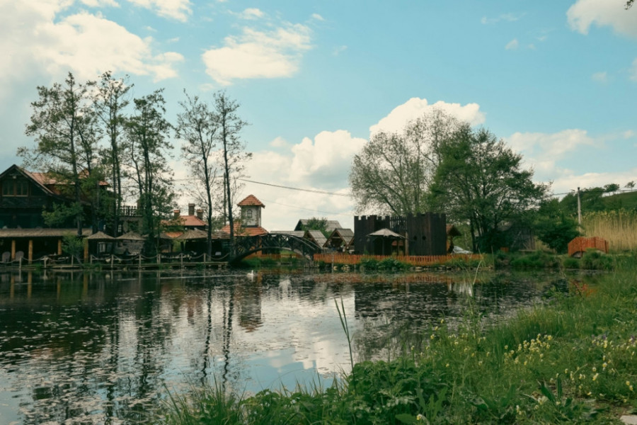 Semeteško jezero