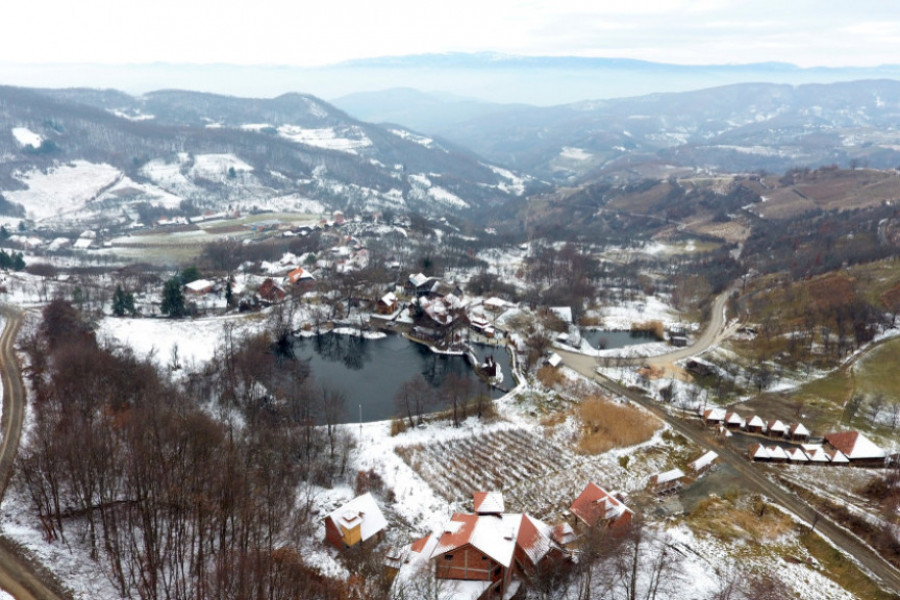 Semeteško jezero
